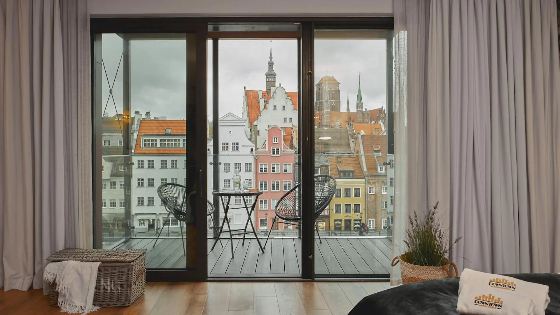 Deo Plaza Premium Suites, Riverside & Radisson Spa By Downtown Apartments Gdansk