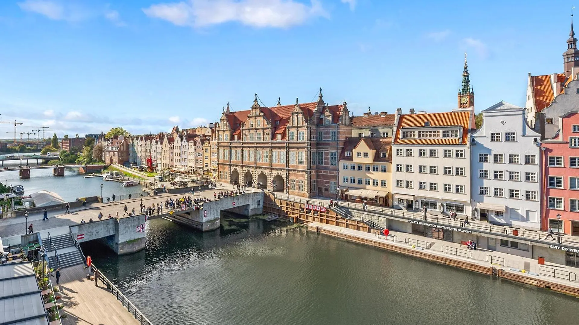 Deo Plaza Premium Suites, Riverside & Radisson Spa By Downtown Apartments Gdansk