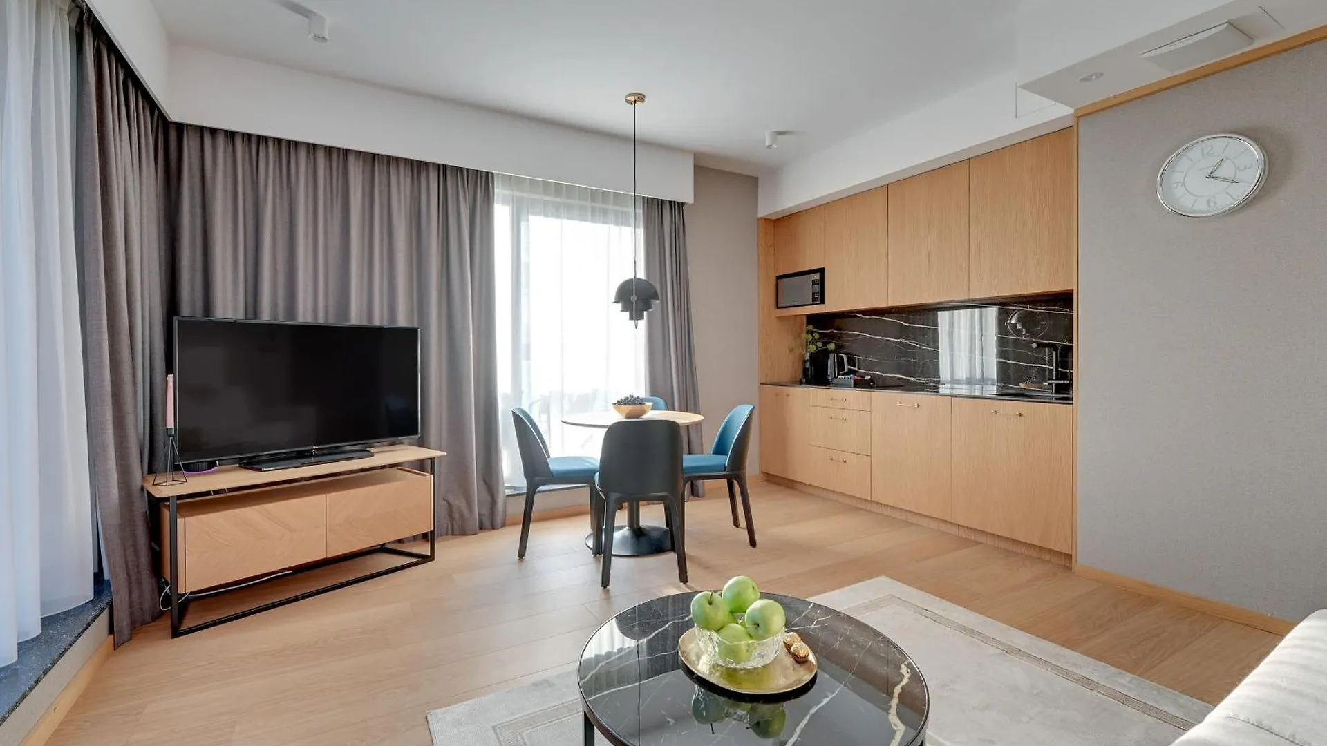 Deo Plaza Premium Suites, Riverside & Radisson Spa By Downtown Apartments Gdansk