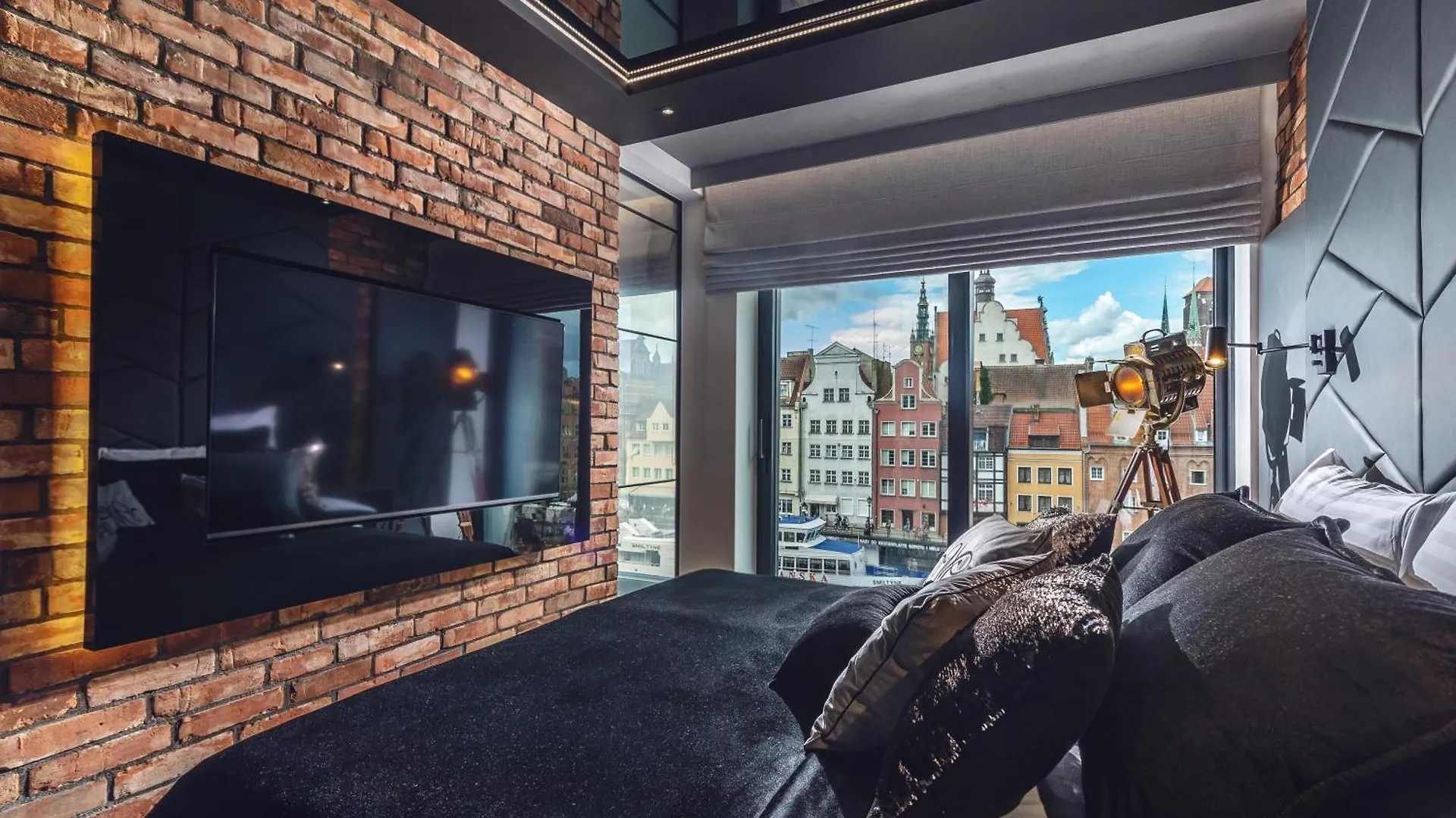 Deo Plaza Premium Suites, Riverside & Radisson Spa By Downtown Apartments Gdansk