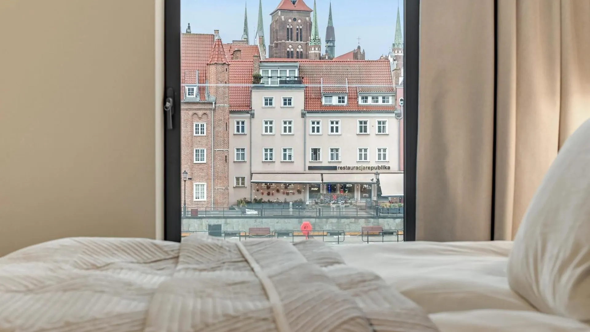 Deo Plaza Premium Suites, Riverside & Radisson Spa By Downtown Apartments Gdansk
