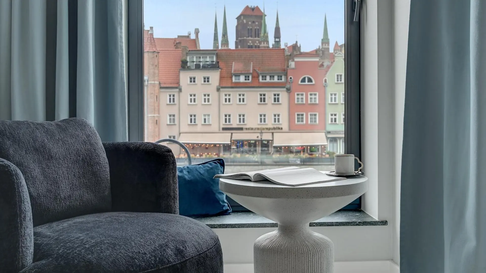 Deo Plaza Premium Suites, Riverside & Radisson Spa By Downtown Apartments Gdansk