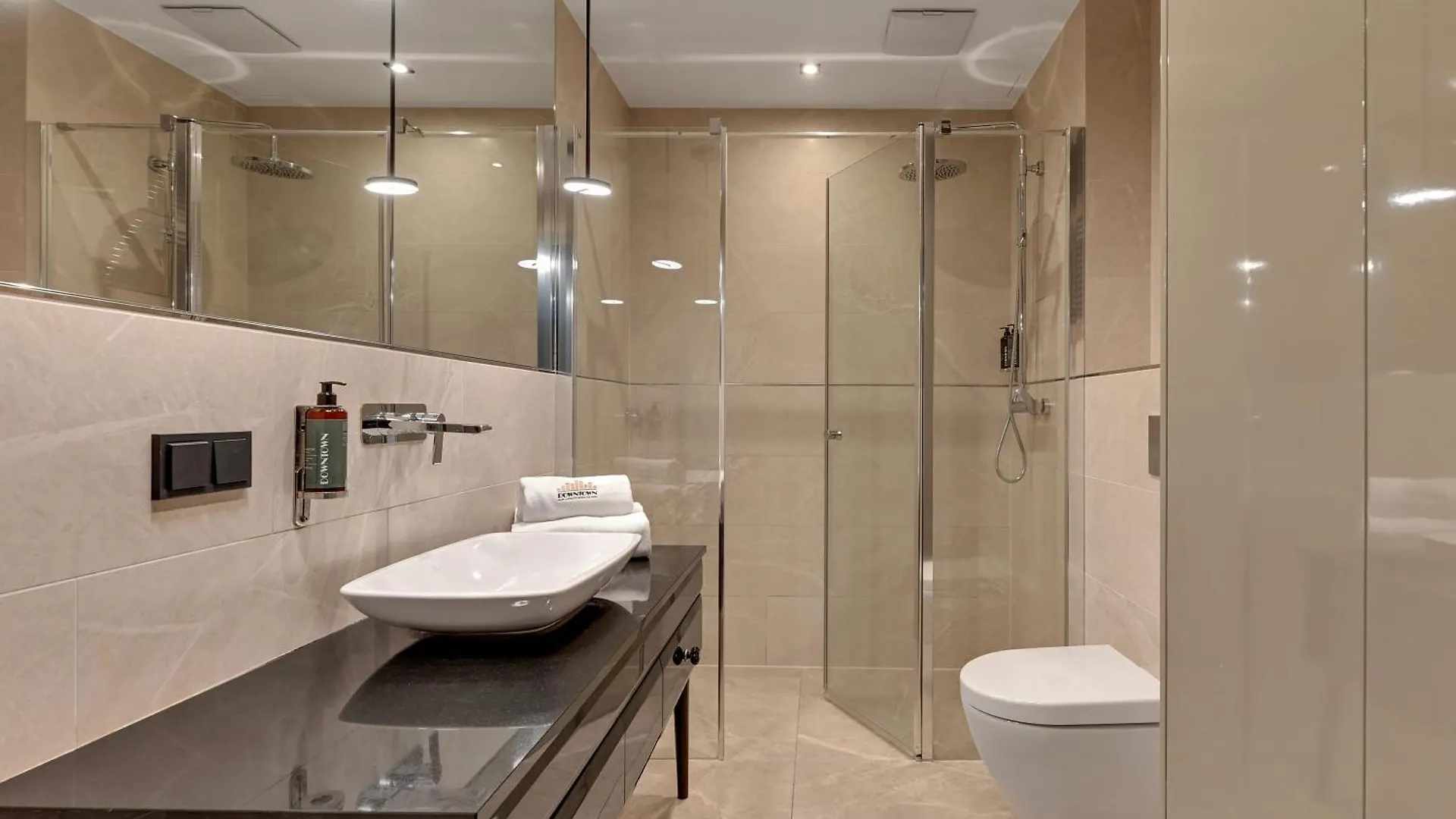 Deo Plaza Premium Suites, Riverside & Radisson Spa By Downtown Apartments Gdansk