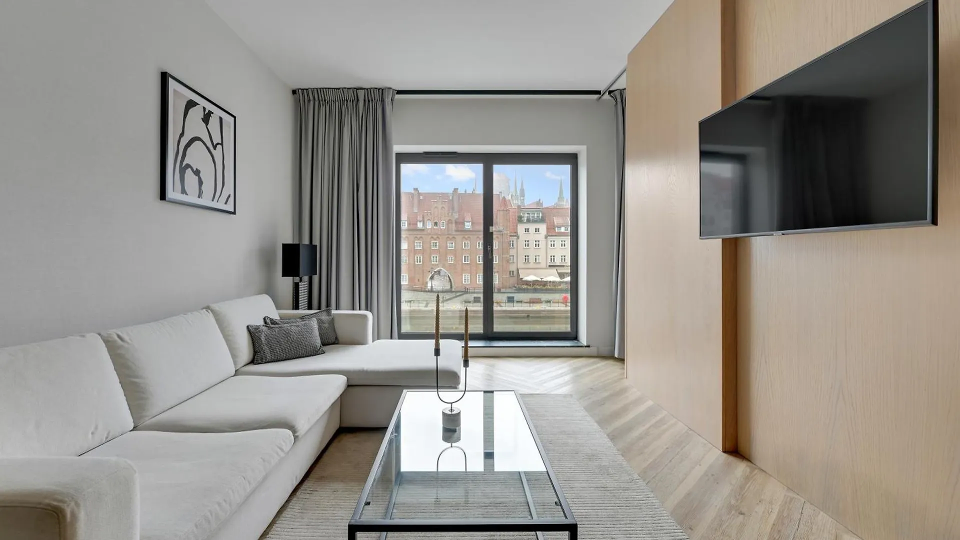 Deo Plaza Premium Suites, Riverside & Radisson Spa By Downtown Apartments Gdansk 0*,  Poland