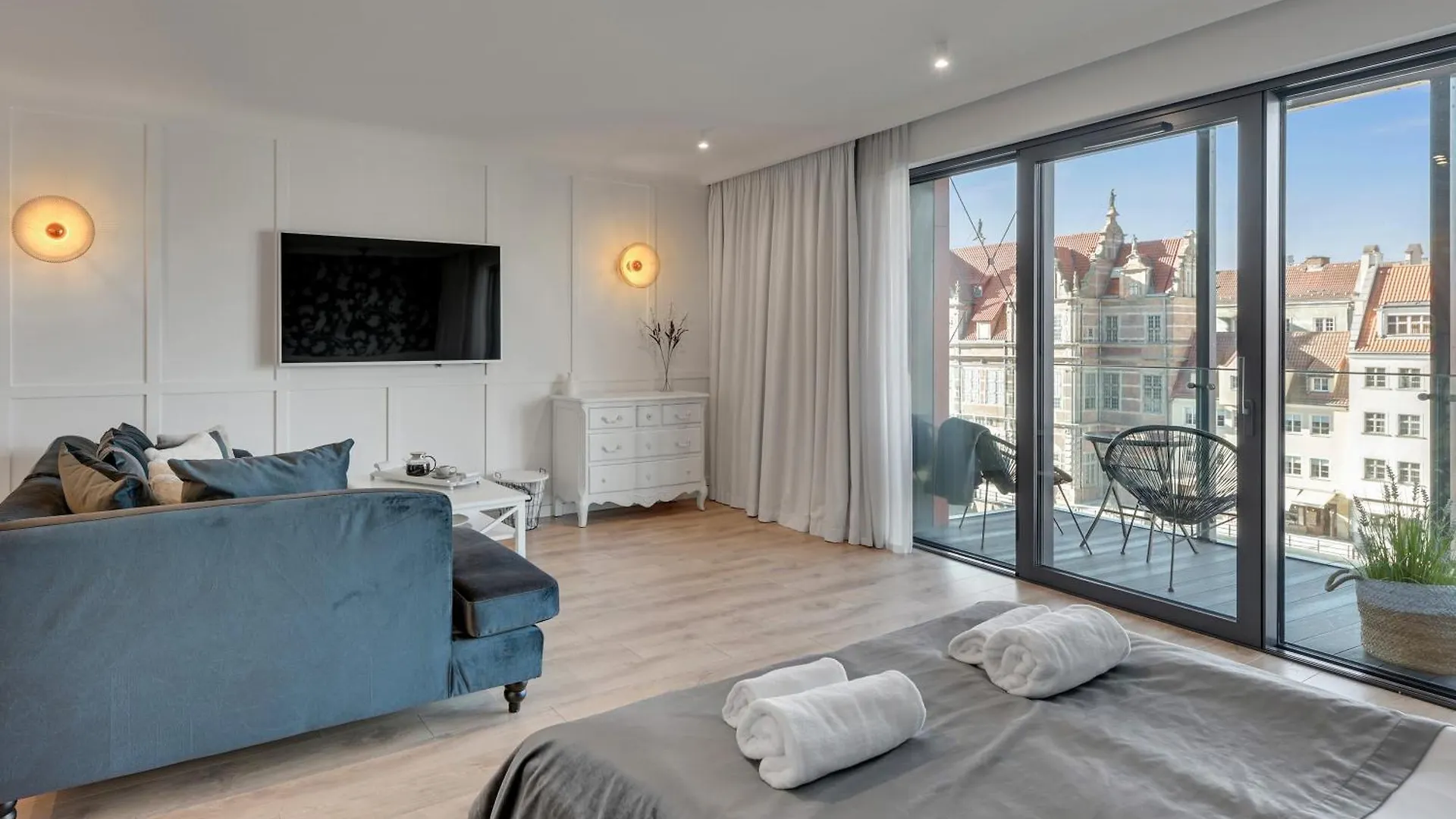 Deo Plaza Premium Suites, Riverside & Radisson Spa By Downtown Apartments غدانسك