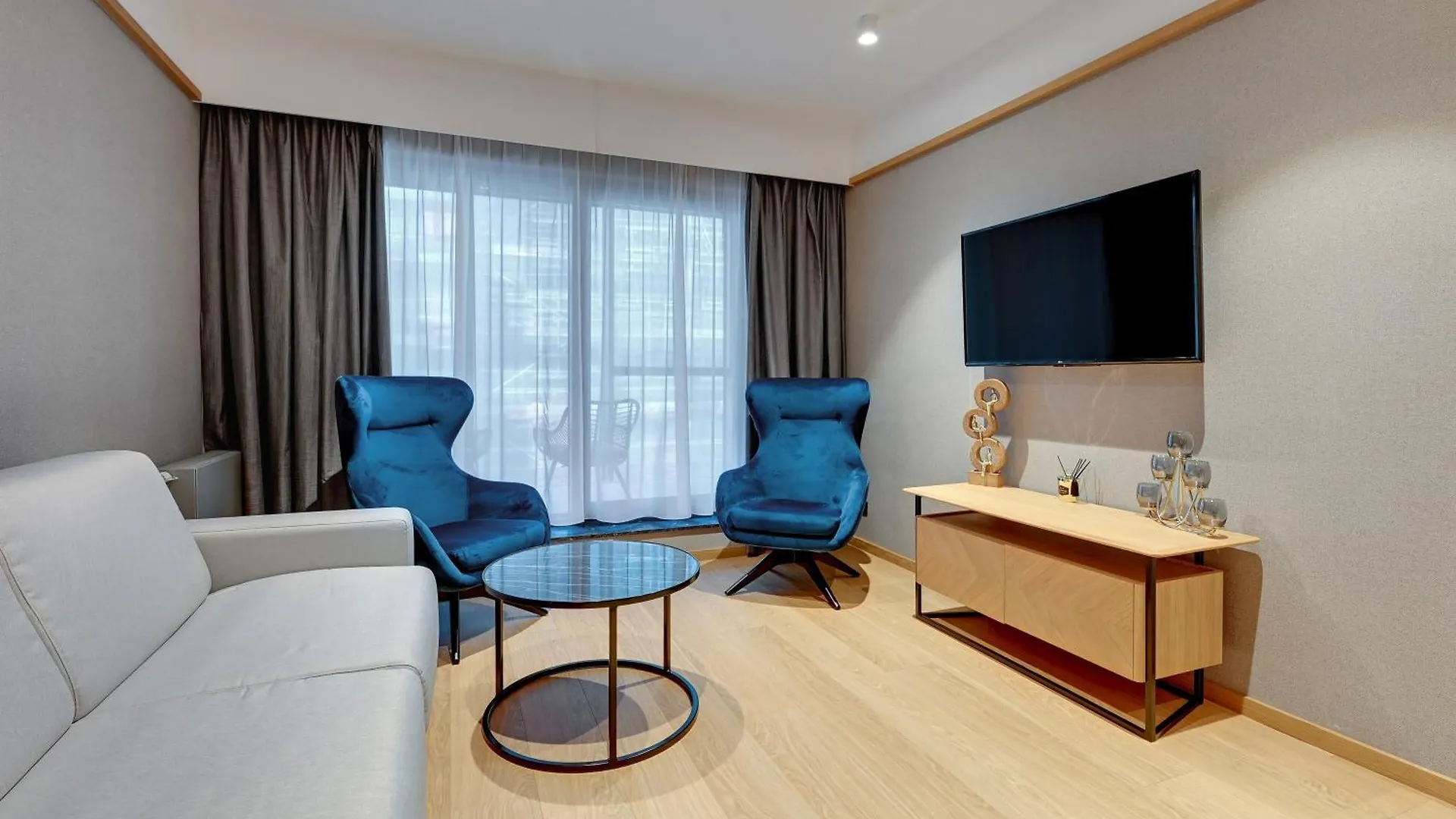 Deo Plaza Premium Suites, Riverside & Radisson Spa By Downtown Apartments غدانسك 0*,