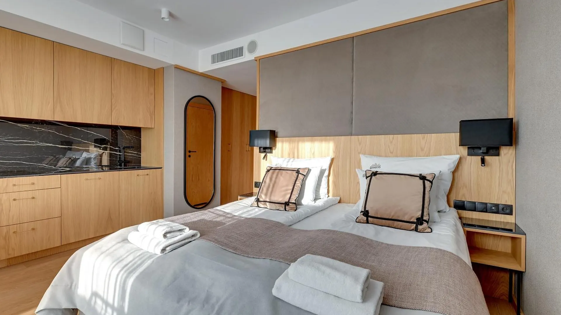 Deo Plaza Premium Suites, Riverside & Radisson Spa By Downtown Apartments غدانسك بولندا