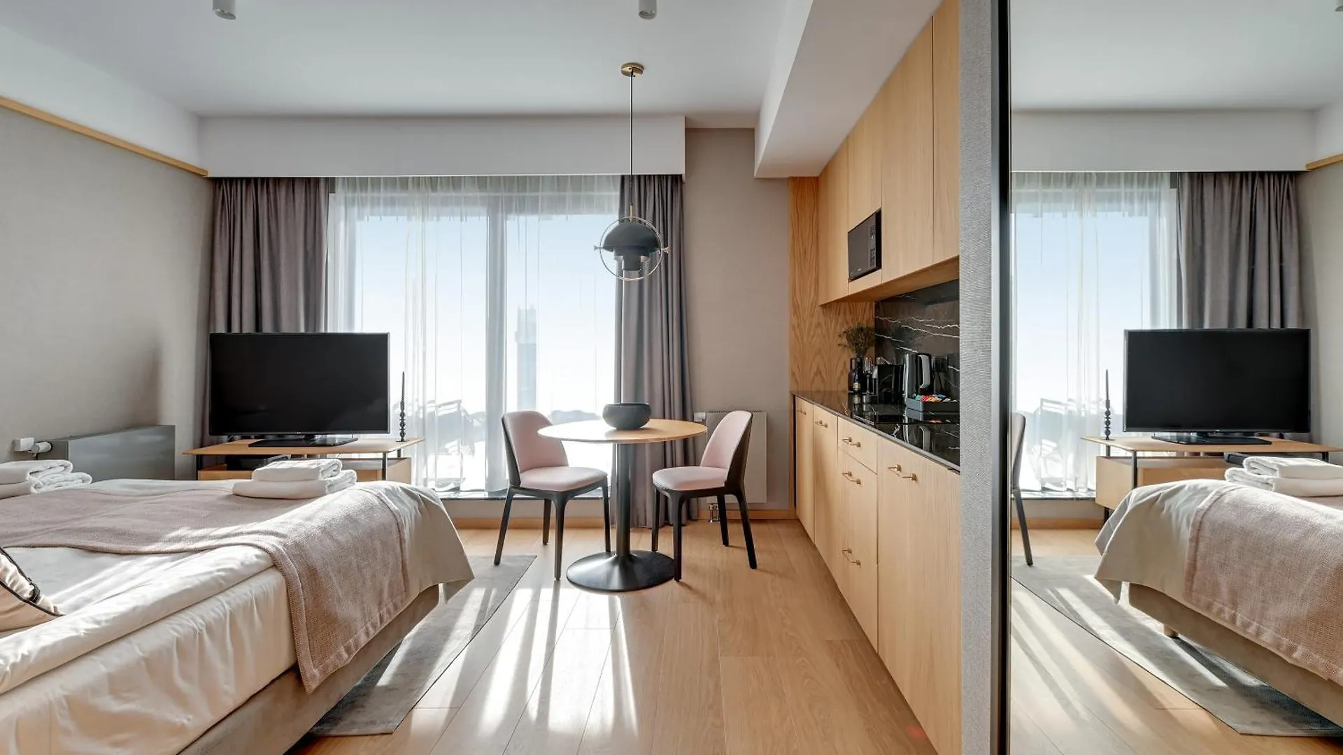 Deo Plaza Premium Suites, Riverside & Radisson Spa By Downtown Apartments غدانسك